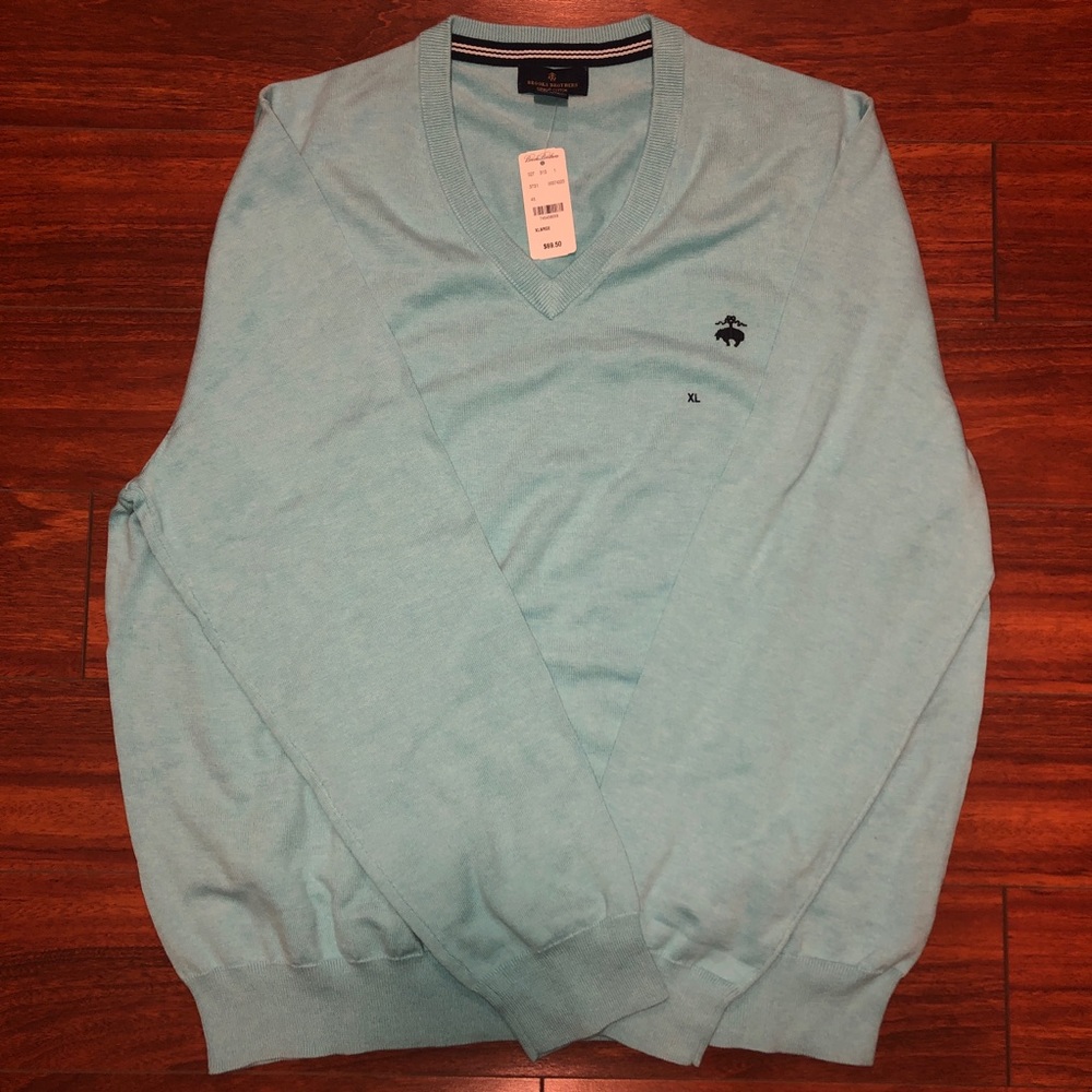 Brooks Brothers V neck sweater